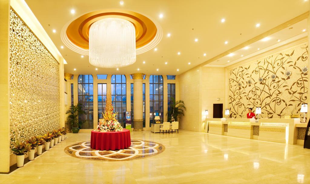 Nan Feng Business Hotel Guangzhou Interior photo